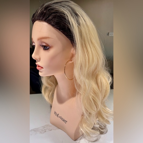 HAIR, 20-21” Wavy, Comb Back, Black/Blonde - Picture 4 of 15